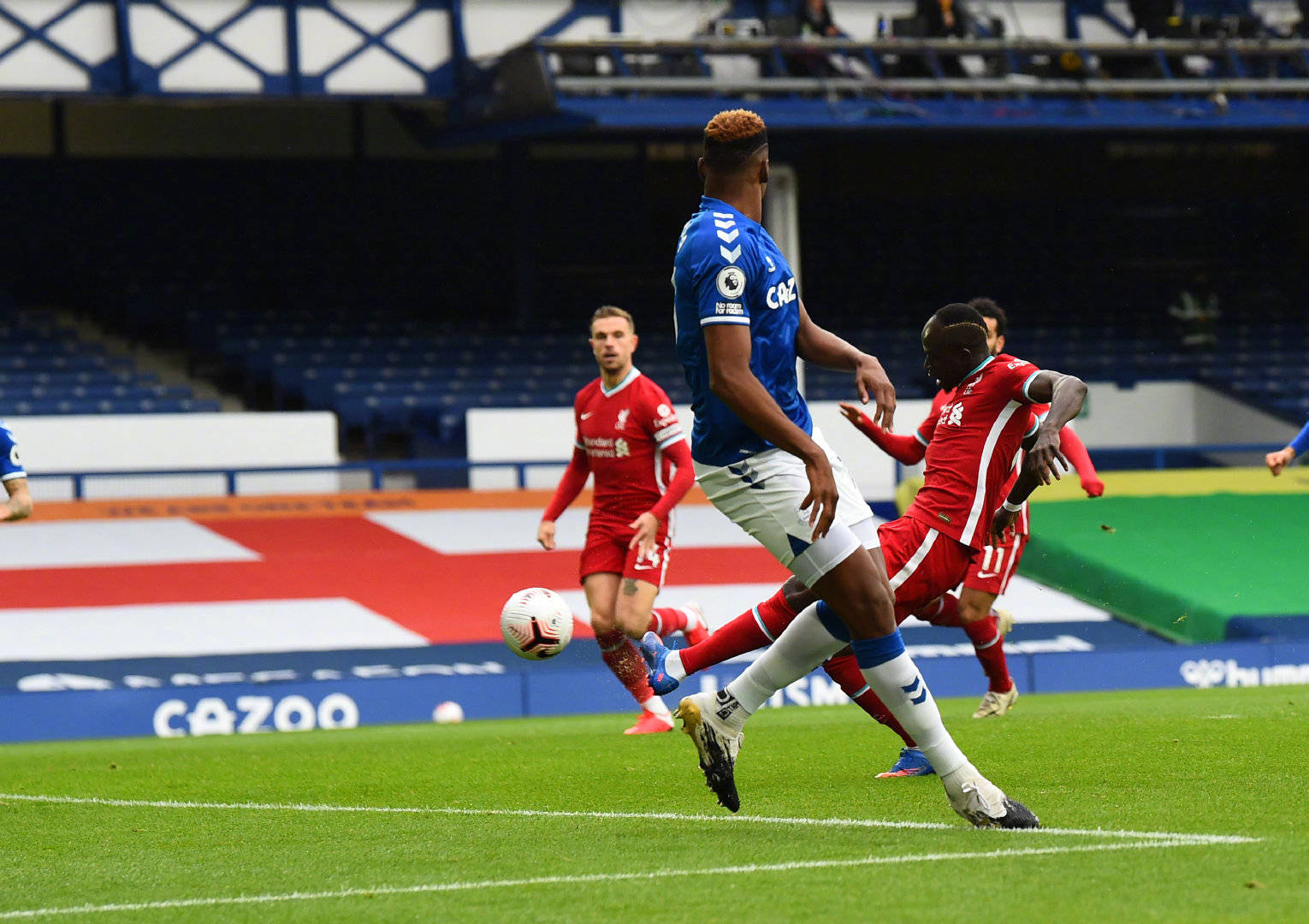 阿斯拉尼与 阿斯拉尼与